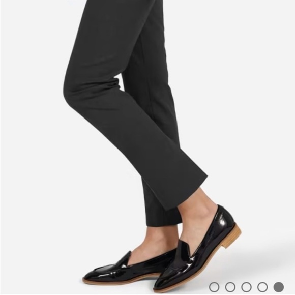 Ladies EVERLANE BLACK PATEN MODERN LEATHER LOAFERS - Picture 1 of 10